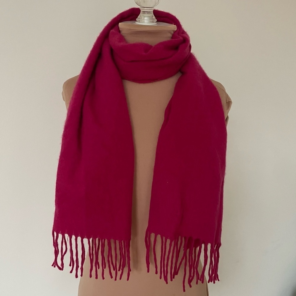AMICALE Pure Cashmere Fringe Trim Pink Scarf 58” x 12” EUC